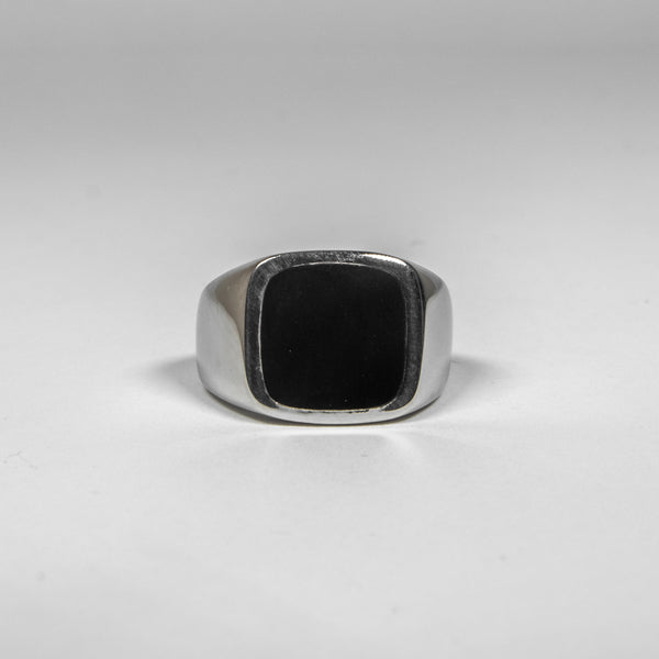 Onyx Noir Elegance Ring Black